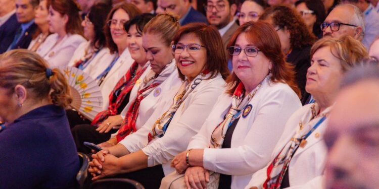 Alcalde Bonilla reconoce labor de Rotary en convención del Distrito 4110