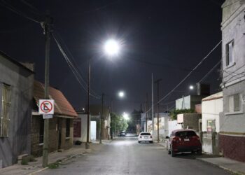 Finaliza modernización de alumbrado público a luz LED en zona centro