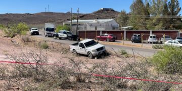 Hallan a un hombre sin vida en una pick up frente al Hospital de Salud Mental