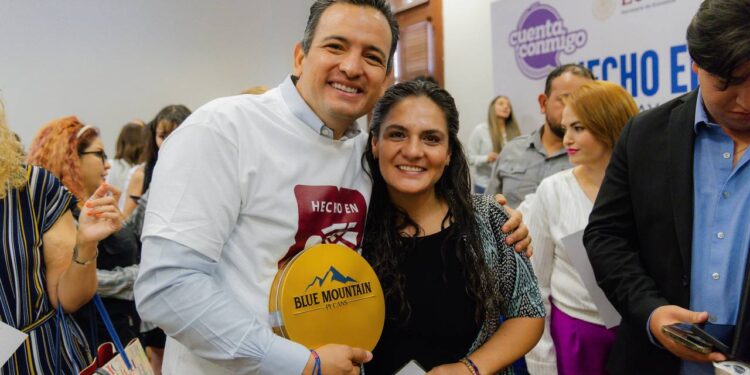 Reconocen a empresas locales con el sello “Hecho en México”