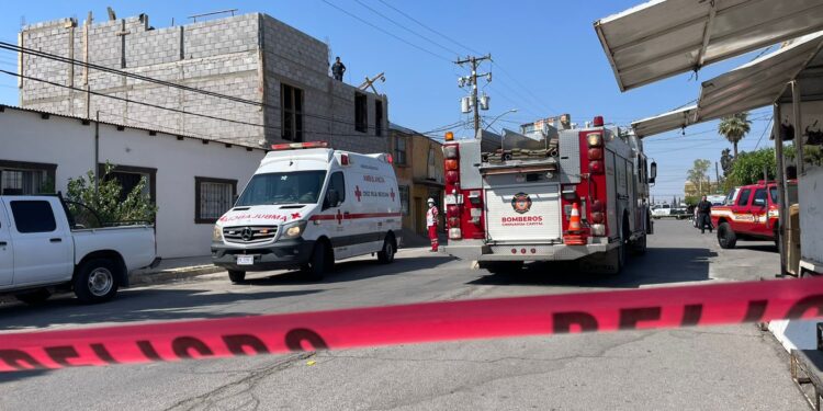 Joven de 14 años sufre descarga eléctrica en obra de la colonia Santo Niño