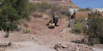 Comienzan pavimentación de calle 55 en la colonia Popular