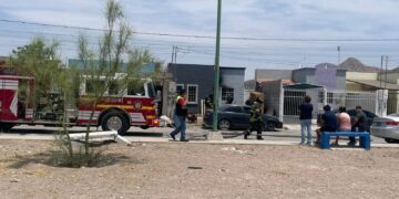Incendio en vivienda de la colonia Nogales II por almacenamiento de químicos