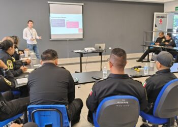 Capacitan a 60 policías en cuidado de niñas, niños y adolescentes