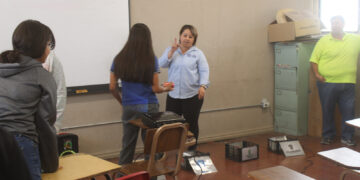 Llevan pláticas de sustentabilidad ambiental a niñas y niños de escuelas de nivel básico