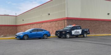 Hallan sin vida a joven de 25 años detrás de supermercado