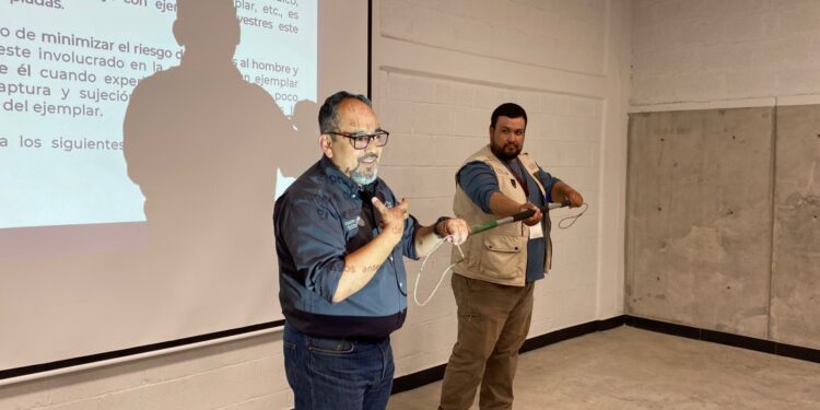 Continúa la capacitación de la nueva Brigada de Rescate Animal