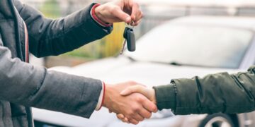 Alertan por fraudes en la compraventa de vehículos