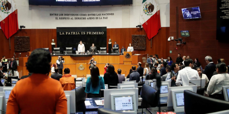 Senado aprueba “Ley Censura” de Telecomunicaciones