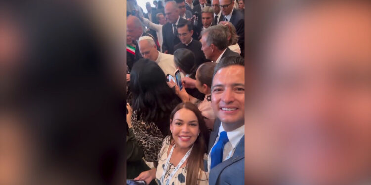 Alcalde Bonilla se reúne con el Papa en el Vaticano