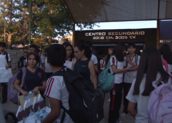 Adelantan vacaciones por temporada de calor