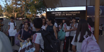 Adelantan vacaciones por temporada de calor