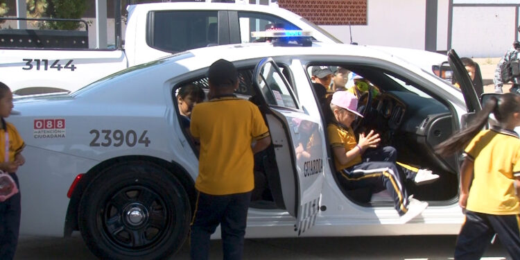 Niños visitan cuarteles de la Guardia Nacional en Cuauhtémoc