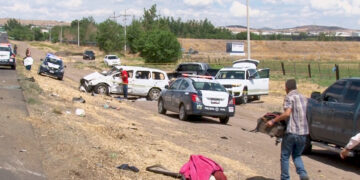 Fatal volcadura deja dos muertos en Cuauhtémoc