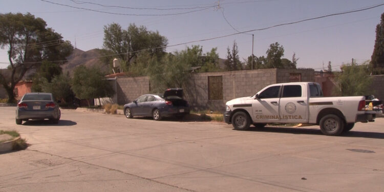 Hallan cadáver en cajuela de vehículo en la colonia Sector 3