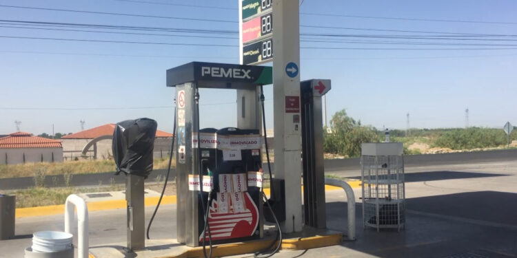Clausuran gasolinera en el tramo Rosales–Delicias
