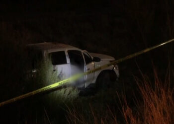 Fatal volcadura en carretera de Meoqui