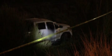 Fatal volcadura en carretera de Meoqui