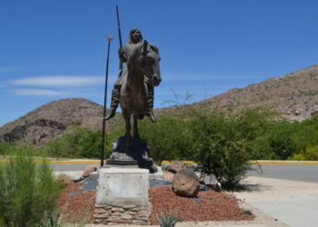 Inicia reubicación del monumento Indio Victorio