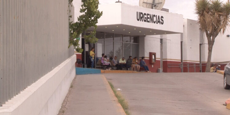 Docentes protestan por deficiencias en el ISSSTE