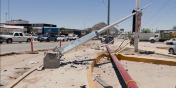 Muere joven de 17 años en volcadura en el Juan Pablo II