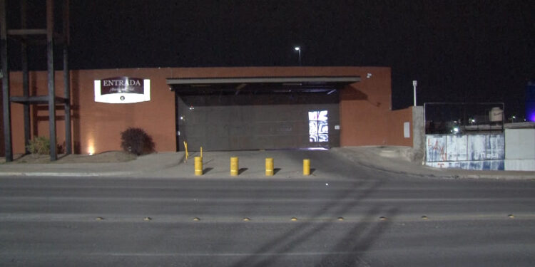 Detienen a dos sujetos y clausuran “La Cerve”