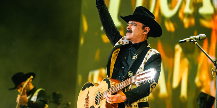 Multan con más de 735 mil pesos a Los Tucanes de Tijuana por interpretar corridos