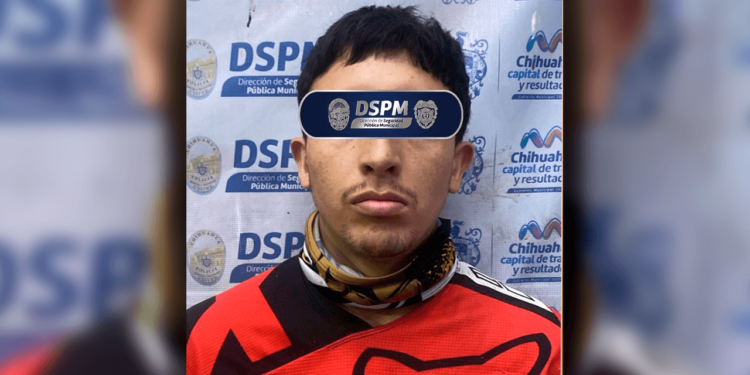 Capturan a motociclista por presunta posesión de drogas