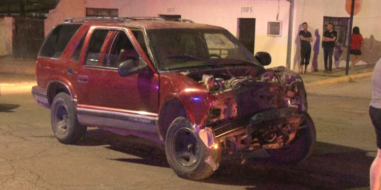 Choque en el centro de Cuauhtémoc deja a joven lesionada