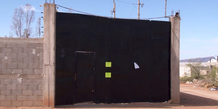 Multan con 140 mil pesos a negocio por verter sustancia en Sierra Azul