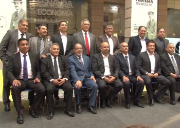 Carlos González toma protesta como presidente del Foro de Periodistas