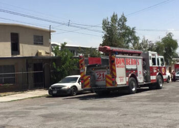 Se registra incendio en patio de vivienda en Delicias