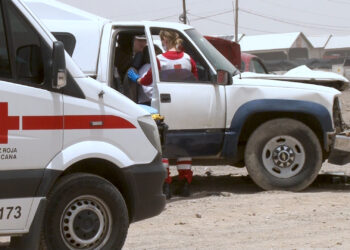 Fuerte choque en carretera estatal 5 de Cuauhtémoc