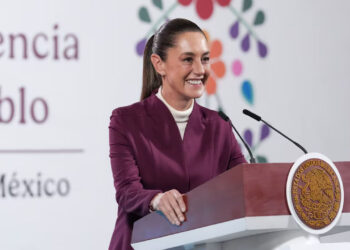 La presidenta celebra su cumpleaños en La Mañanera; ¿Cuántos años cumplió?