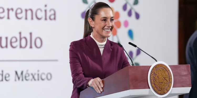 La presidenta celebra su cumpleaños en La Mañanera; ¿Cuántos años cumplió?