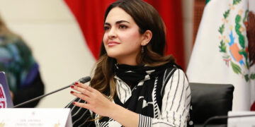 Andrea Chávez no descarta buscar la presidencia del Senado