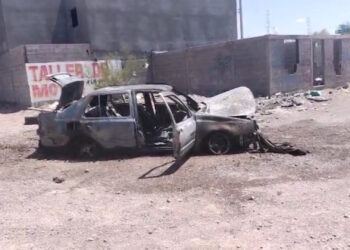 Se incendia vehículo en taller de Delicias