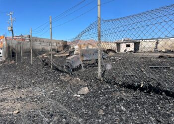 Voraz incendio en terreno baldío quedó reducido a cenizas