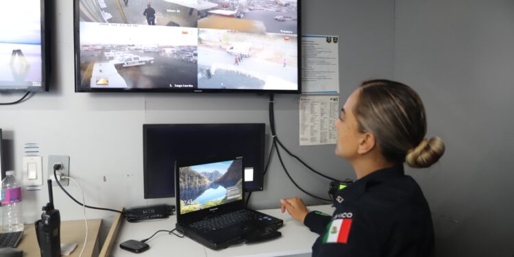 Concluye Policía Municipal operativo en Feria de Santa Rita sin incidentes mayores