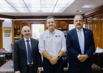 Se reúne Marco Bonilla con nuevo líder de la CANACO