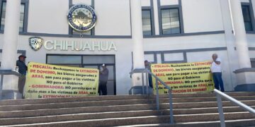 Afectados por caso Aras protestan en la FGE