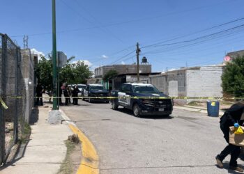 Encuentran arma de fuego escondida en un block en vivienda de Riberas