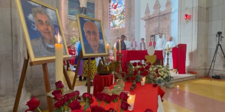 Misa en Cerocahui en memoria de sacerdotes jesuitas asesinados