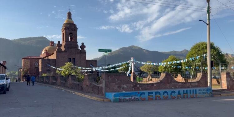 Misa en Cerocahui en memoria de sacerdotes jesuitas asesinados