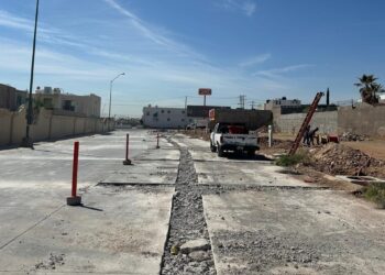 Pide Municipio evitar construcciones en banquetas y vía pública