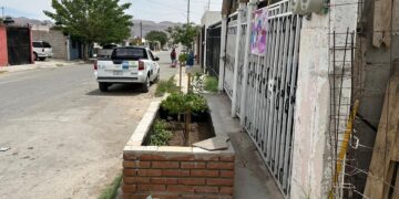 Evita multas, no construyas en banquetas y vía pública