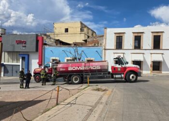 Fuego consumió habitación en el centro de la ciudad