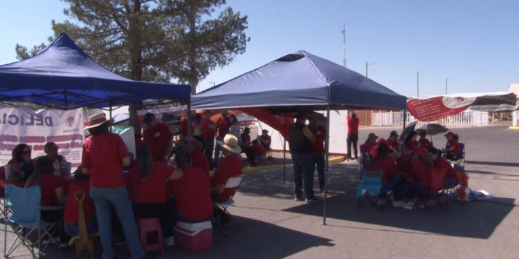 Maestros tomaron instalaciones de Pemex