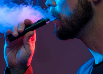Alertan por daños a la salud asociados al vapeo
