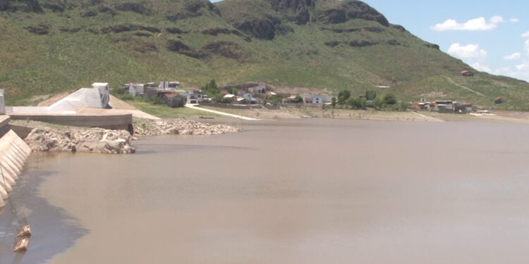 Aumenta nivel de la presa Las Vírgenes tras recientes lluvias